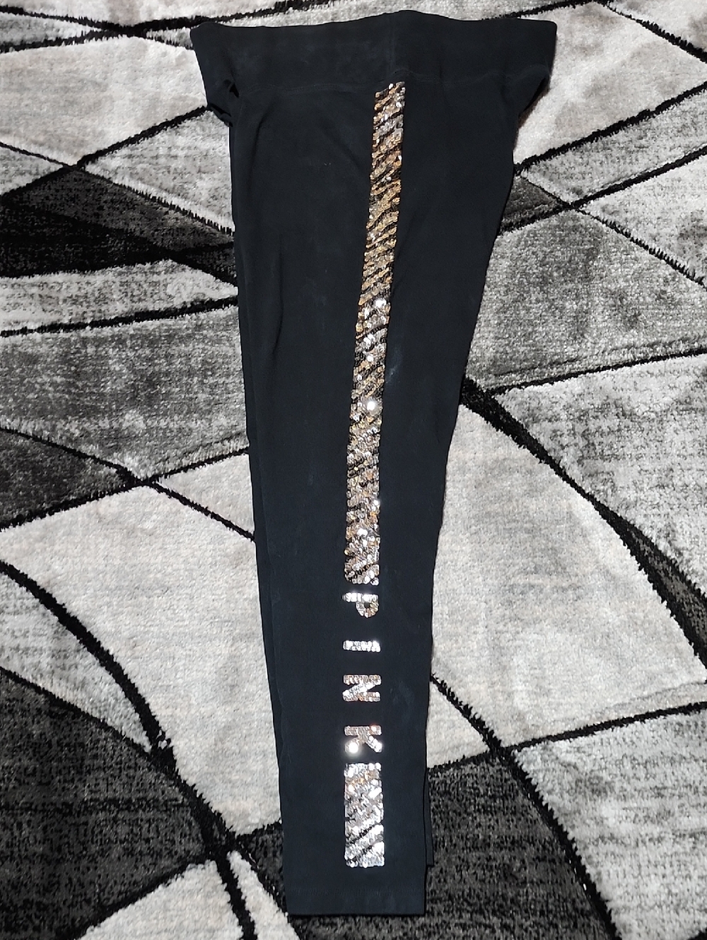 VS PINK YOGA 2019 VETICAL SEQUINS ZEBRA-PRINT STRIPED LOGO LEGGINGS